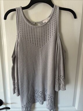 LC Lauren Conrad Light Gray Cold-Shoulder Knit Top